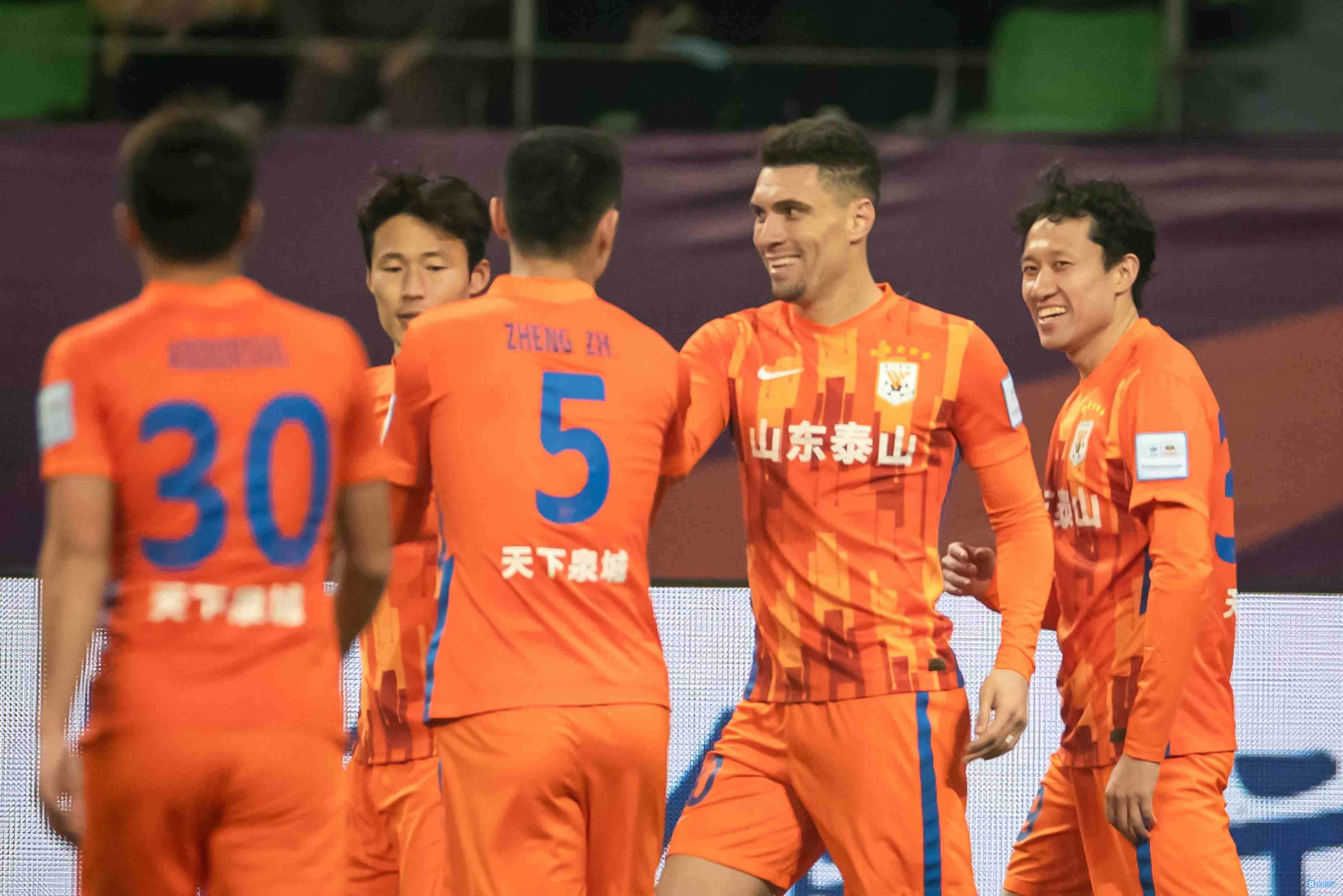 足球报展望泰山新赛季：整体实力小幅提升 冠军有希望但是没把握