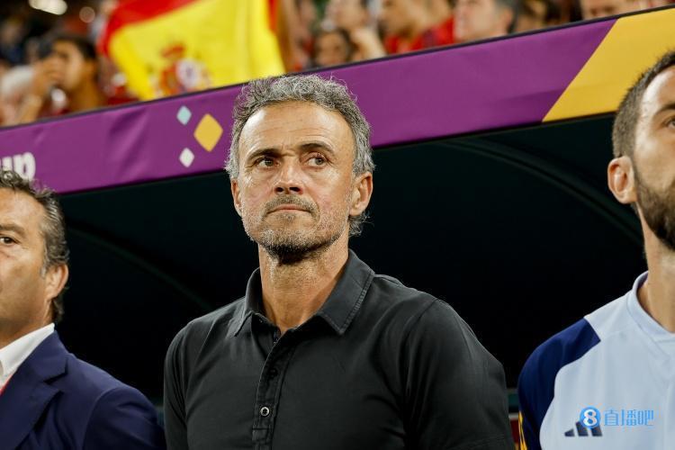 西媒：恩里克今天上午前往伦敦，可能与切尔西签约