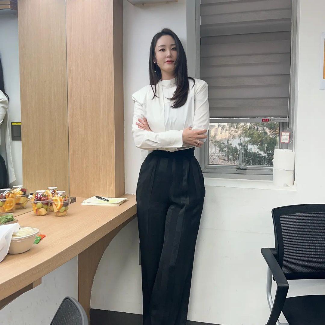 引咎辞职第4人！韩国足协理事申雅英：未与会阻止特赦，不能免罪