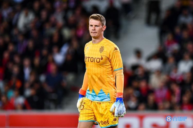 记者：努贝尔今夏肯定离开摩纳哥，他在拜仁的未来取决于诺伊尔