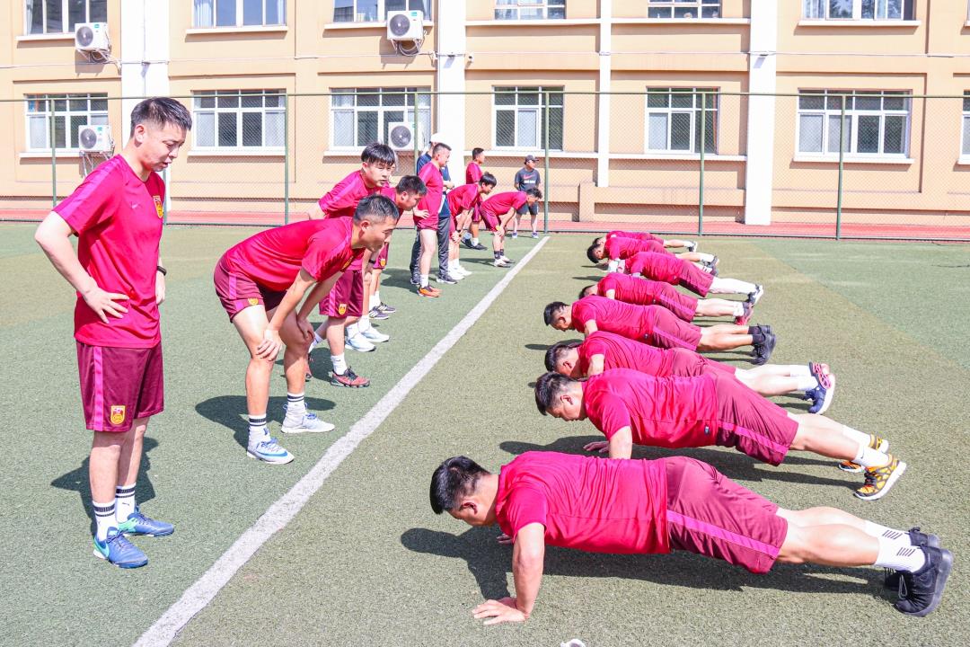 中国足协精英青训教练员和守门员教练员培训班开班