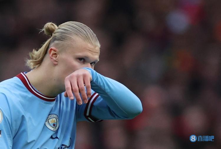 哈兰德本场数据：1进球1失点，触球19次，3次争顶，评分6.4分