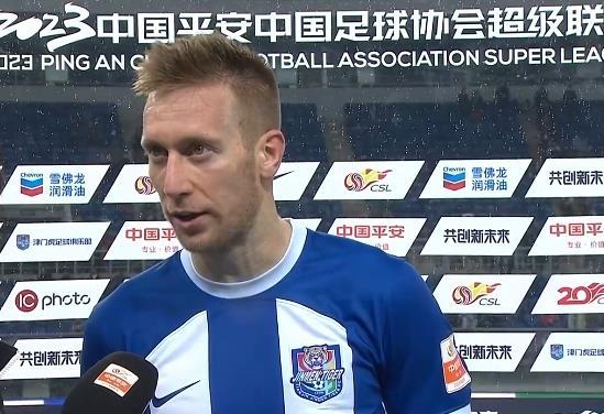 贝里奇：落后一球后津门虎踢得非常好 我的进球还会继续