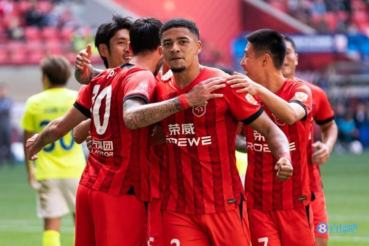 足球报：海港高层赛前要求一定要赢 不少球员家属都无法找到票