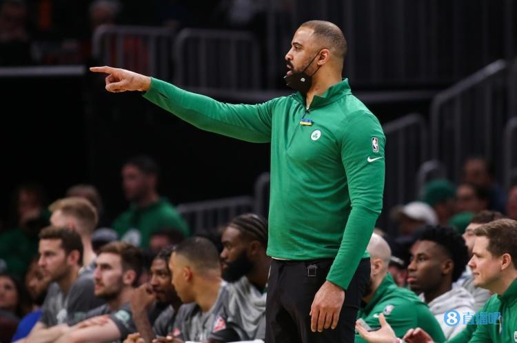 Woj：火箭针对乌度卡此前违反绿军队规进行了相关调查