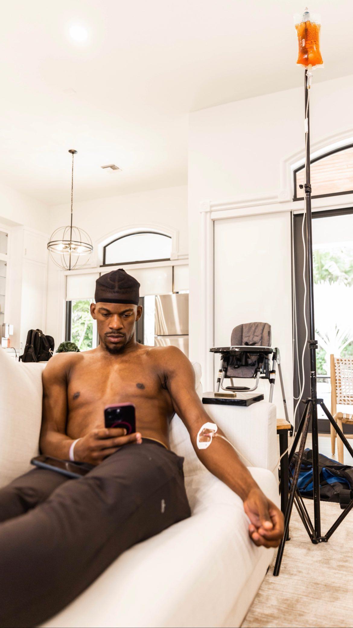 真硬汉！爆砍56分次日巴特勒接受静脉注射 随后还进行了个人加练