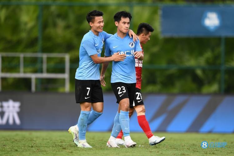0-0战平蓉城，商隐：对方有6个外援，拿到一分非常非常不容易