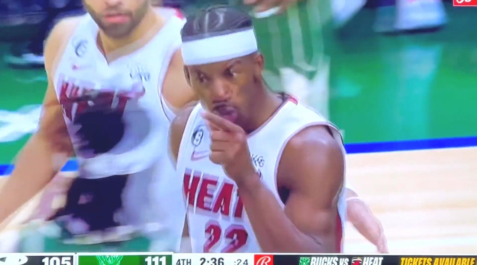 霸气外露！巴特勒落后6分时怒怼霍勒迪：老子吃定你！