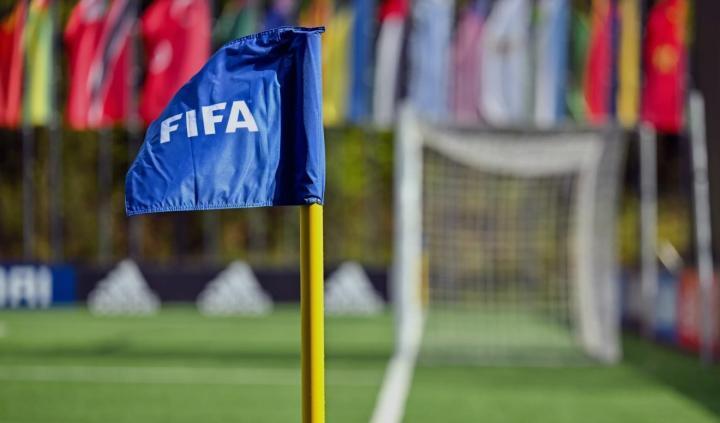 FIFA举行第一次经纪人考试，3800人参加，52%通过