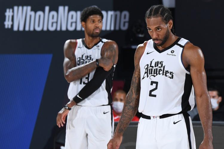 考虑到伤病史会给乔卡提供4年超2亿续约合同吗？快船总裁：是的