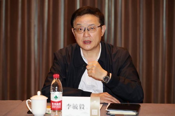 媒体人热议李毓毅被查：作为领导水平很高，没想到也会出问题