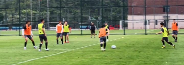 足球报：广州影豹在梅州五华封闭集训，还将官宣肖智等人加盟