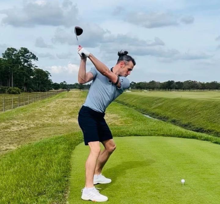 婉拒雷克瑟姆，贝尔：很享受自己的家庭生活并偶尔打打高尔夫