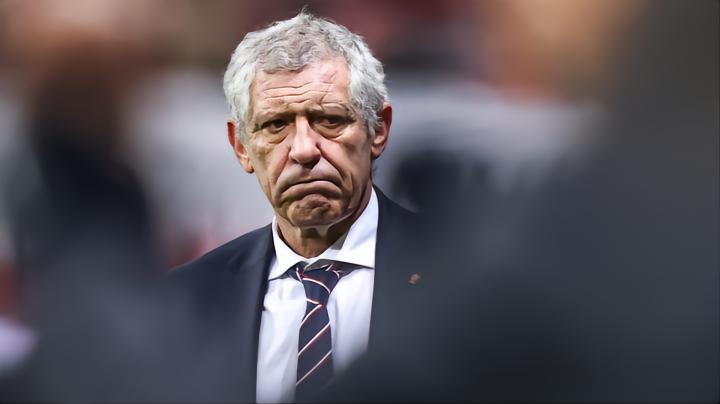 桑托斯：波兰足球需要改变；莱万状态有起伏是正常的