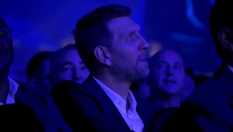 诺维茨基以FIBA球员委员会主席身份 出席男篮世界杯抽签仪式