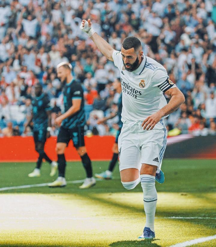 本泽马2023年各项赛事已打入21球，五大联赛仅次于哈兰德