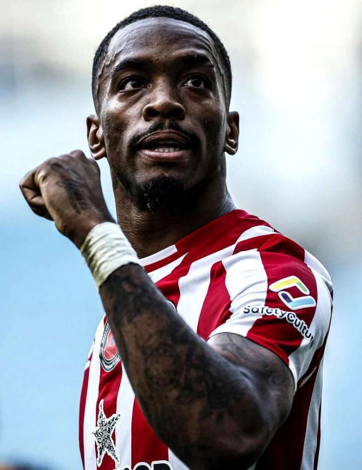 【低调实力派】伊万-托尼本赛季已经在英超联赛中打...