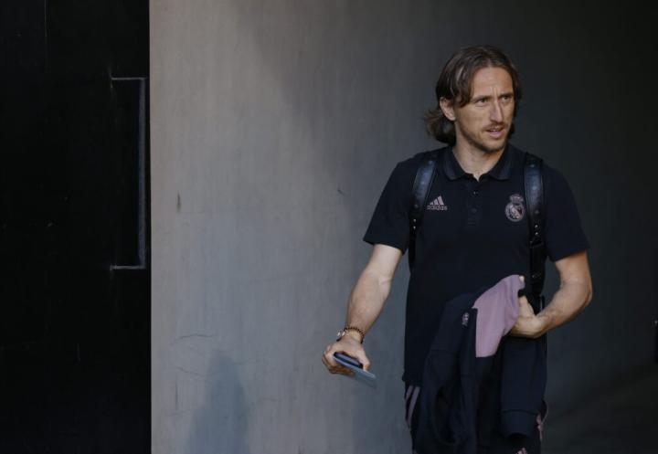 根据Sportklub的消息，莫德里奇现身贝尔格...