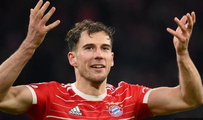 格雷茨卡：我们这些球员正在被媒体摧毁