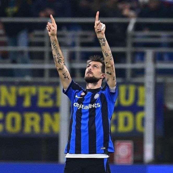 阿切尔比社交媒体发文：“抱歉我犯了一个错误，最重...