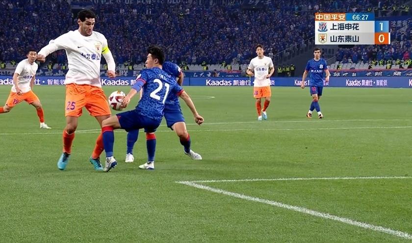 记者：泰山队4轮两次遭遇点球漏判，两位裁判疑似停赛3轮
