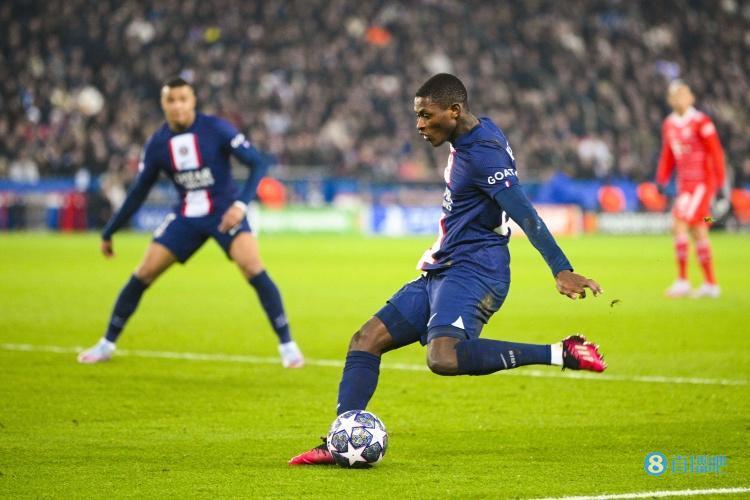 巴黎官方：后卫努诺-门德斯腿筋受伤，赛季报销