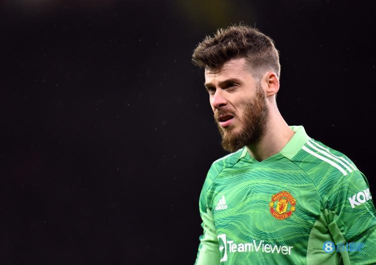 德赫亚本场数据：5次扑救 40次传球、20次成功，获评7.3分