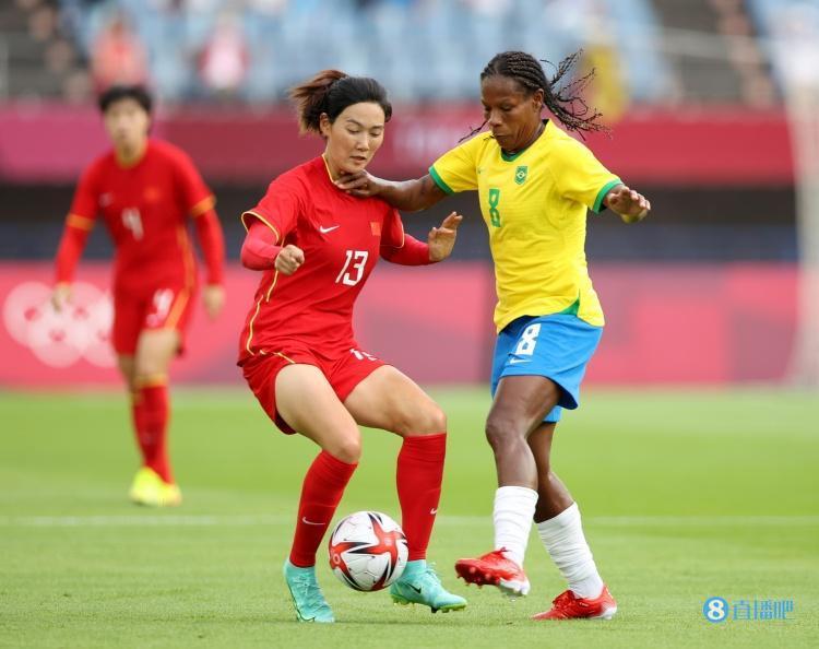 杨莉娜专访：相较国内欧洲足球更职业水平更高 留洋为踢好世界杯