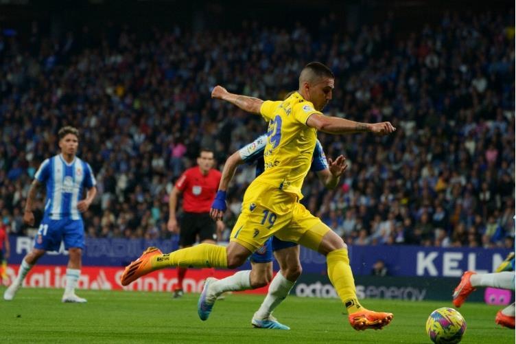 西甲第34轮前瞻：加泰德比凝聚焦点；保级之争剑拔弩张