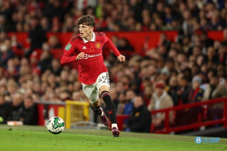 曼晚：加纳乔符合滕哈赫的要求，并对安东尼形成挑战