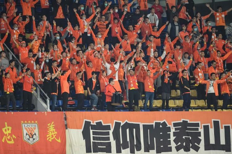 记者：泰山与津门虎实现客队球票互免，预计1000名泰山球迷赴客场