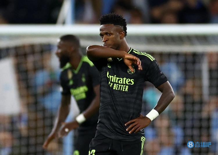 西甲联盟报告的种族歧视案件，13起案件中9起与维尼修斯有关