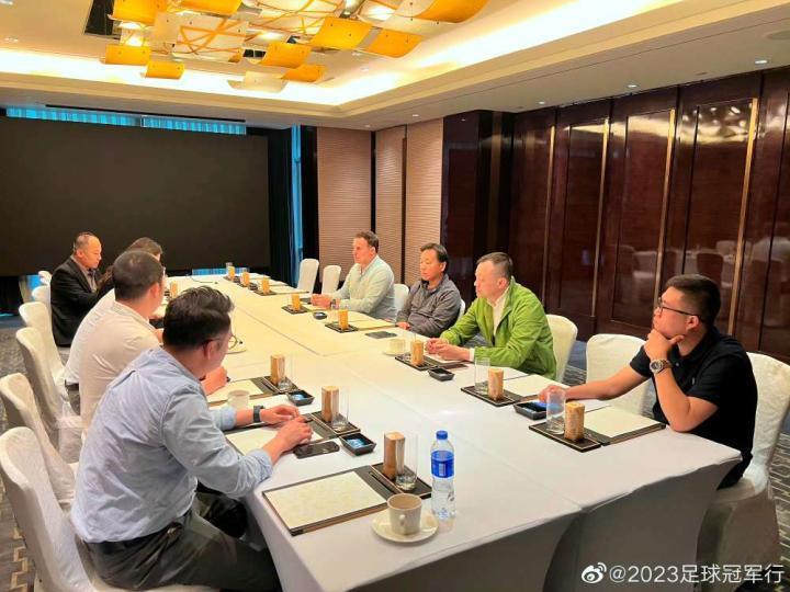 阿根廷中国行主办方阿根廷足协先遣官Héctor
