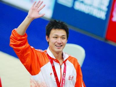中国游泳运动员张琳出生