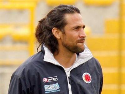 哥伦比亚足球运动员马里奥·耶佩斯出生