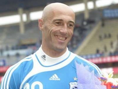 保加利亚足球运动员佐兰·扬科维奇出生