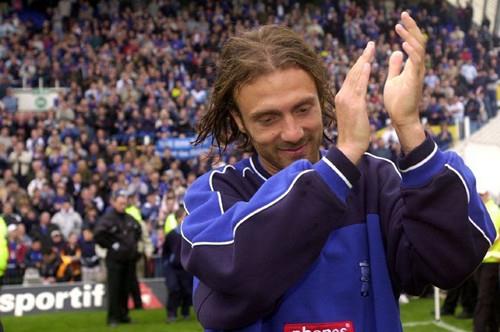 法国球员杜加里出生