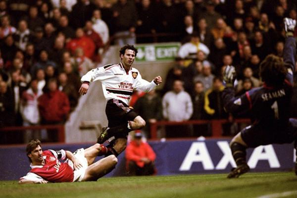 足总杯吉格斯单骑闯关绝杀阿森纳