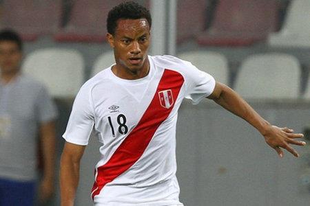 秘鲁足球运动员安德雷·卡里略出生