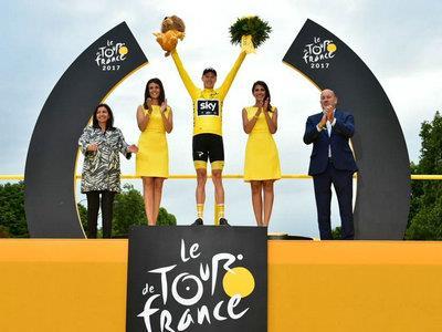 足球历史7月23日的今天，发生了什么事情。