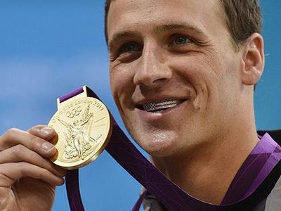 美国游泳名将瑞安·罗切特出生