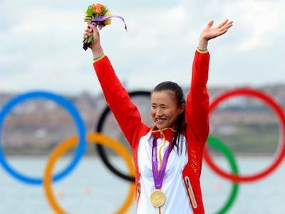 徐莉佳获奥运帆船金牌