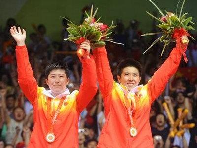 杜婧/于洋夺取北京奥运羽毛球双打金牌