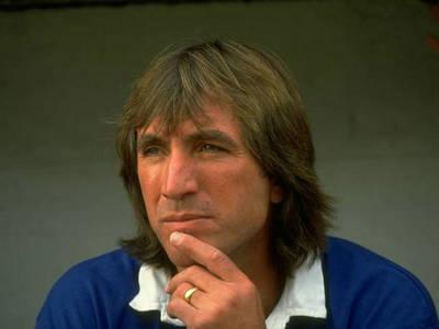 西汉姆联传奇队长比利·邦兹出生