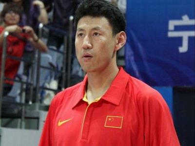 中国篮球运动员李楠出生