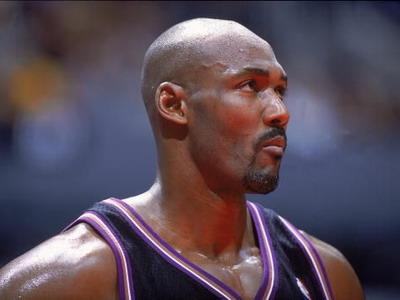 马龙成NBA史上得分第二多球员
