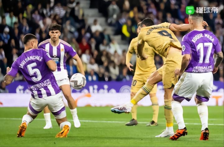 巴拉多德利vs巴萨数据：巴萨射门两倍于对手，失3次绝对机会