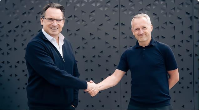 官方 : 克里奇利重返布莱克浦担任主教练