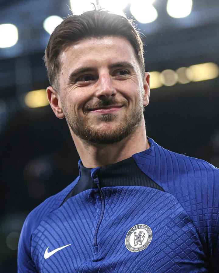 据《每日邮报》报道，曼联将出价 5500 万英镑