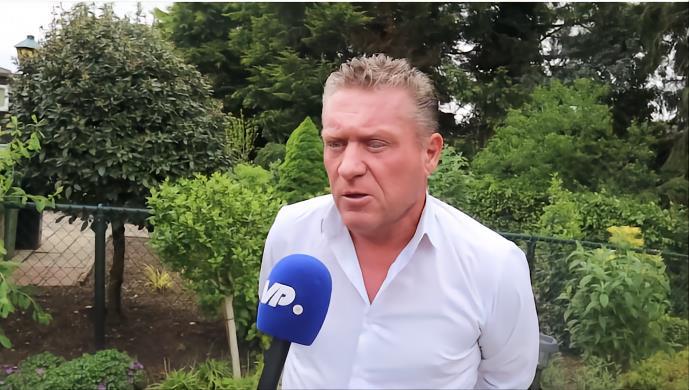 皮克建议斯洛特留费耶诺德：再呆一年，最大的俱乐部就会来。